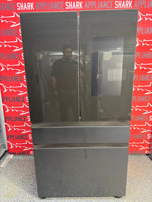 Discount SAMSUNG French door refrigerator at Appliance Shark. Overland Park, KS’s premier scratch-dent appliance store.
