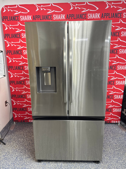 Scratch-dent SAMSUNG French door refrigerator at Appliance Shark. Kansas City’s best appliance store.