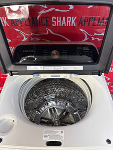 Scratch-dent SAMSUNG top load washer at Appliance Shark. Kansas City's best appliance store.