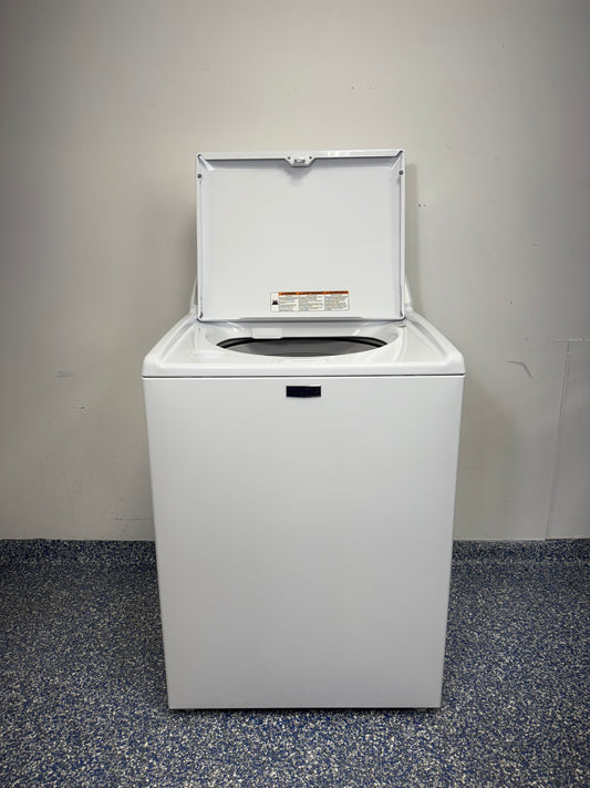 MVW4505MW | 5.2 Cu.Ft. MAYTAG Top Load Washing Machine is a Perfect Fit for Your Home! With a Large Tub Capacity, Stainless Steel Tub, and High Efficiency Operation at the Best Scratch and Dent Appliance Store in Kansas City Metro