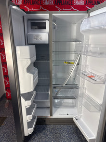 Scratch-dent WHIRLPOOL side-by-side refrigerator at Appliance Shark. Kansas City’s best refrigerator store.