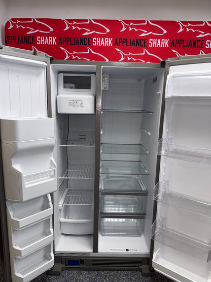 Scratch-dent WHIRLPOOL side-by-side refrigerator at Appliance Shark. Kansas City’s best refrigerator store.