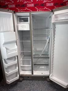 Scratch-dent WHIRLPOOL side-by-side refrigerator at Appliance Shark. Kansas City’s best refrigerator store.