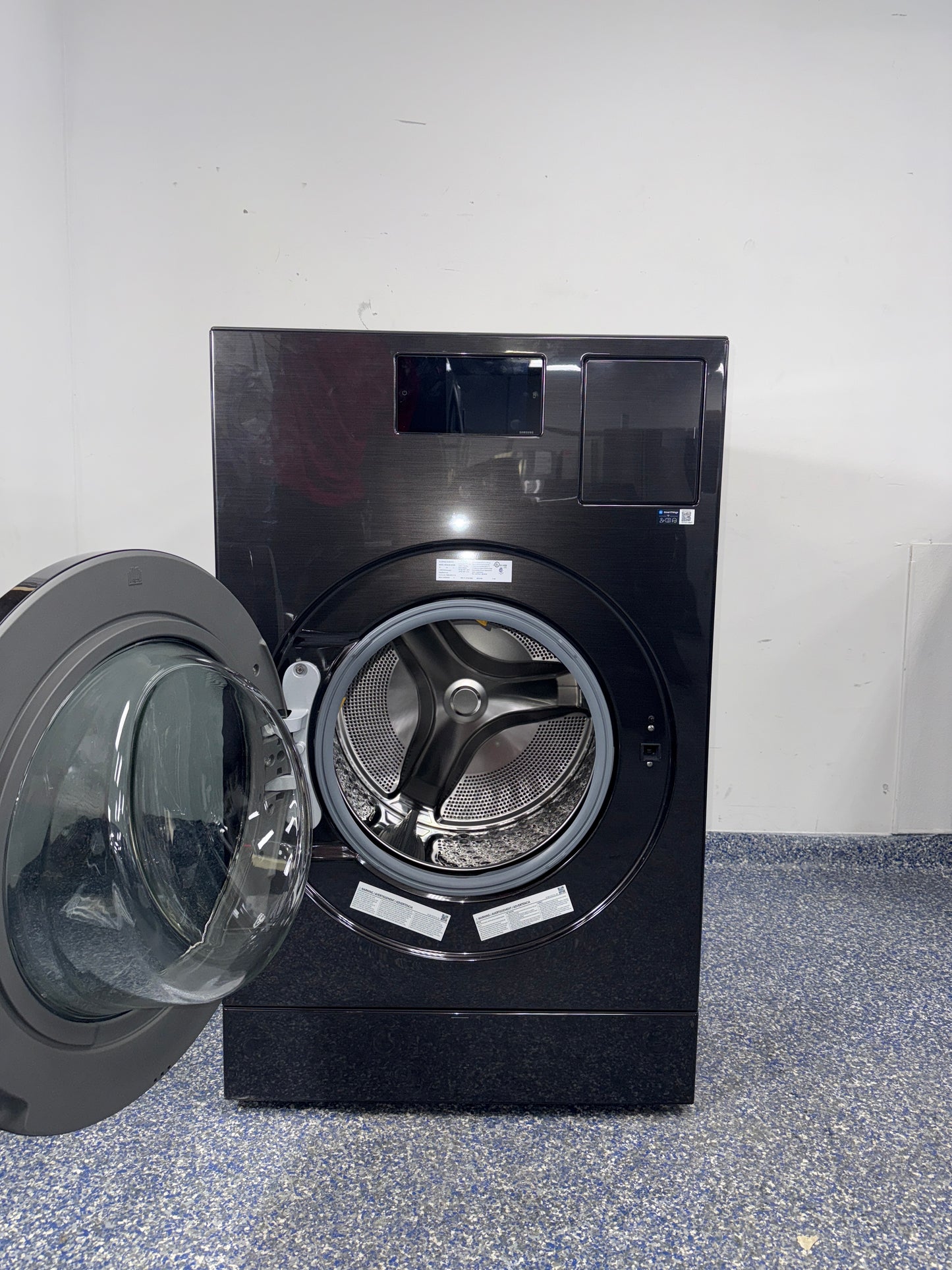 Scratch-dent SAMSUNG washer dryer combo from Appliance Shark, Kansas City’s trusted appliance store.