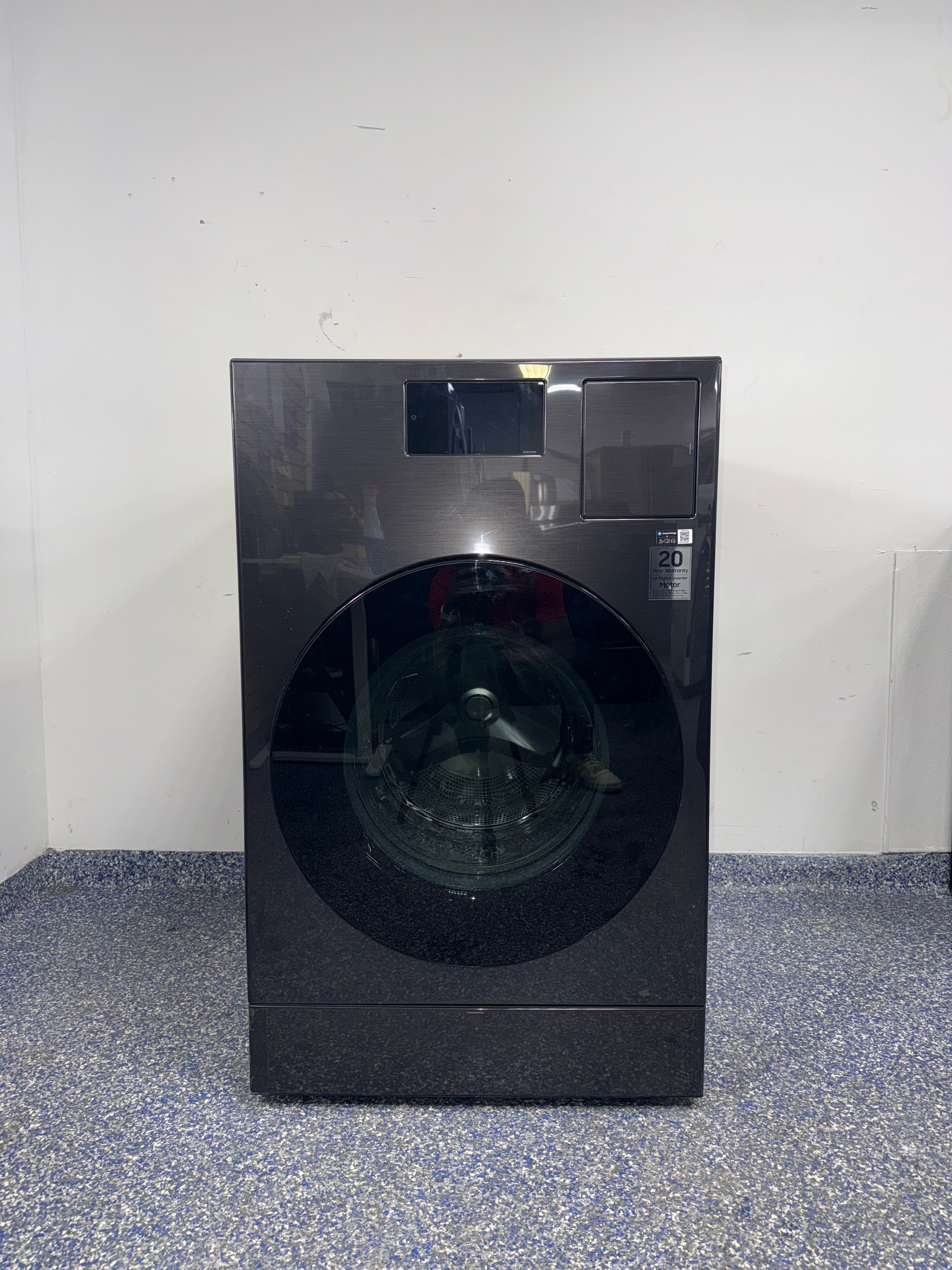 Discount SAMSUNG all-in-one washer/dryer combo at Appliance Shark. Overland Park, KS’s premier scratch-dent appliance store.