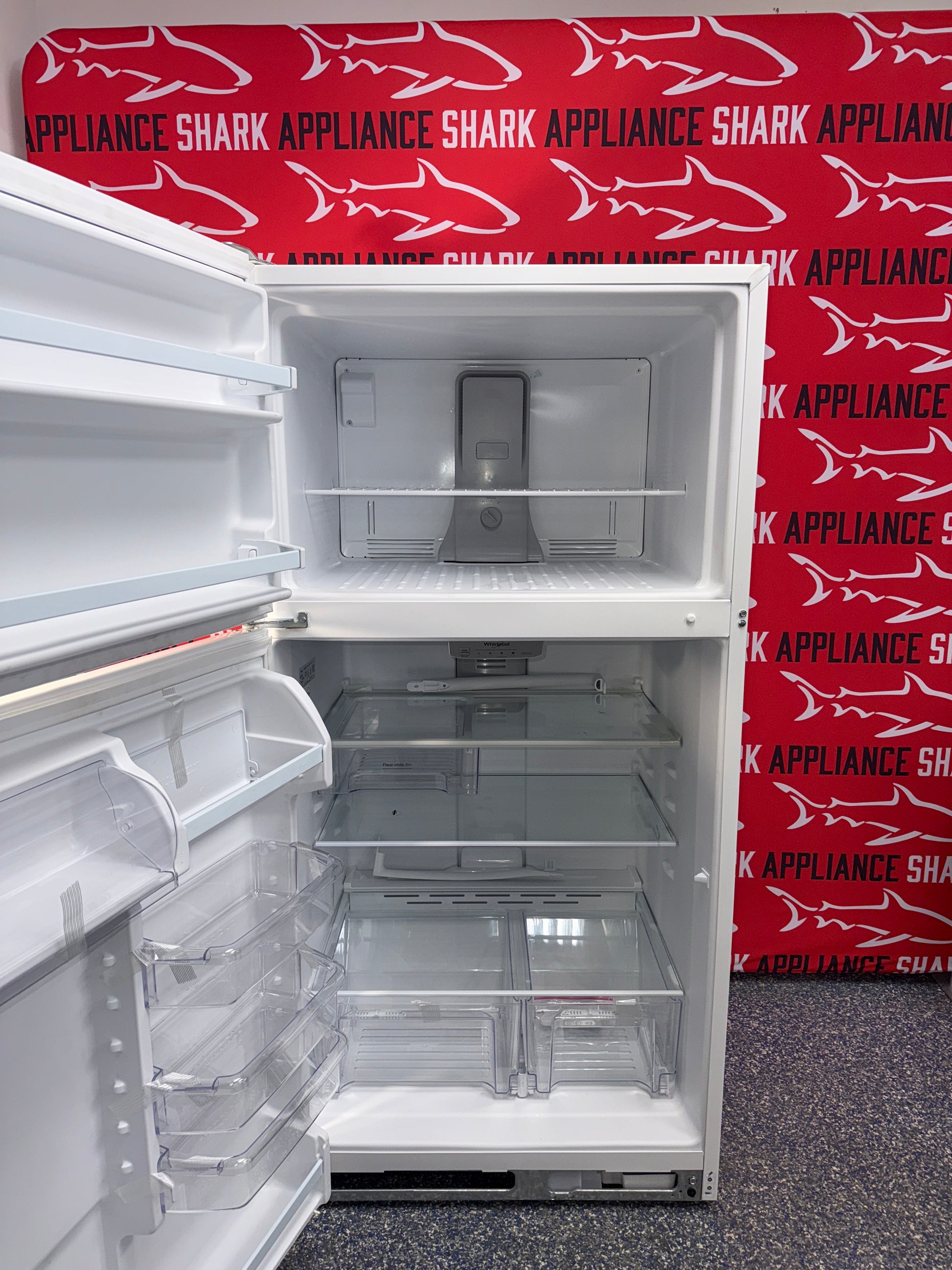 Scratch-dent WHIRLPOOL top freezer refrigerator at Appliance Shark. Kansas City’s best appliance store.