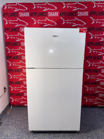 Discount WHIRLPOOL top freezer refrigerator at Appliance Shark. Overland Park, KS’s premier scratch-dent appliance store.
