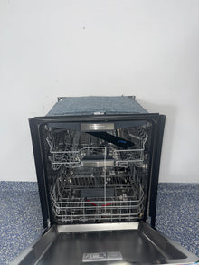 Interior view showing flexible racking of the BOSCH SHP78CM5N dishwasher, featured in Kansas City homes.