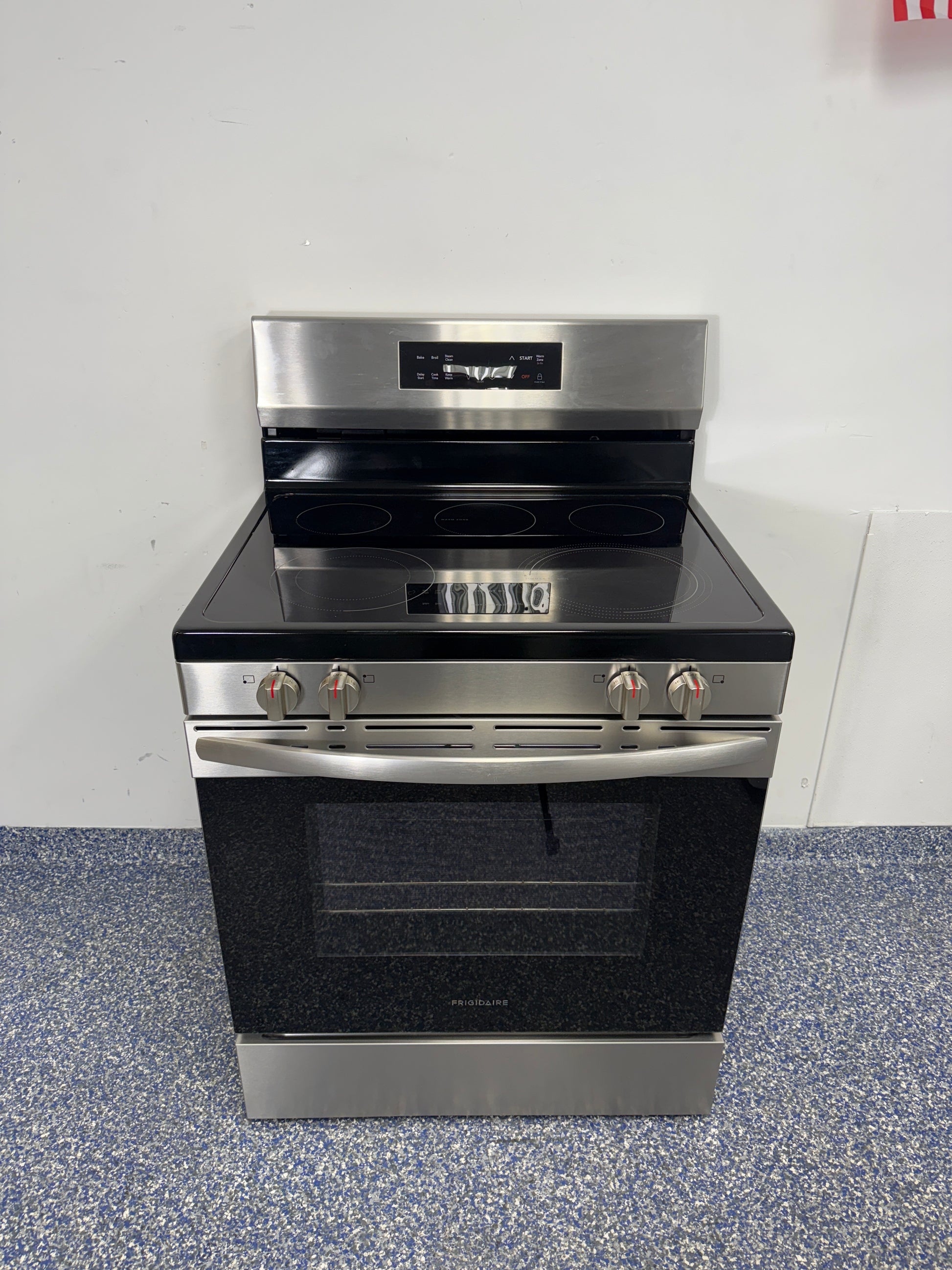 Front view of the FRIGIDAIRE FCRE306LAF electric range available in Overland Park near Kansas City.