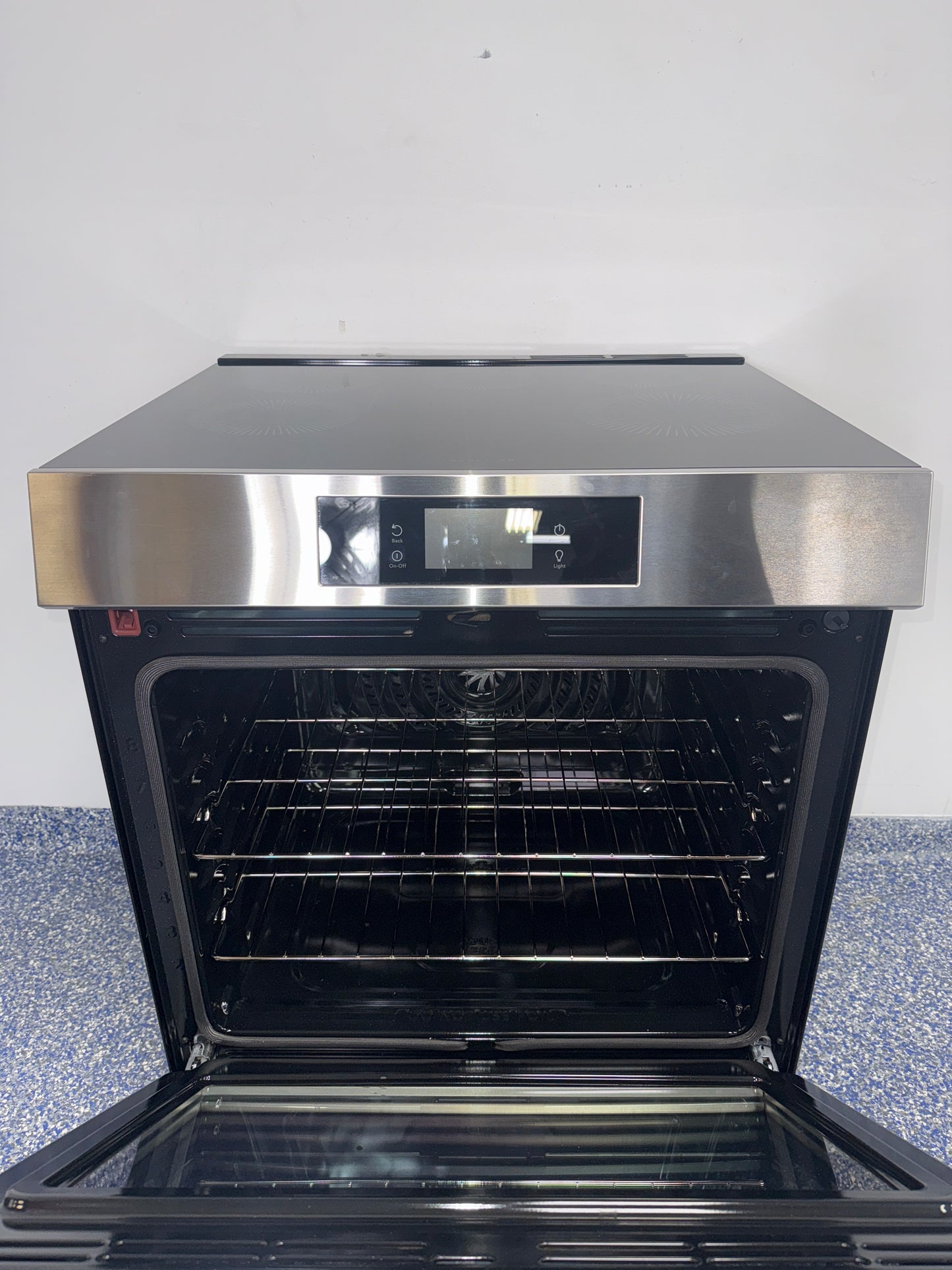 Frigidaire Gallery GCFI3060BF Air Fry oven interior Kansas City home
