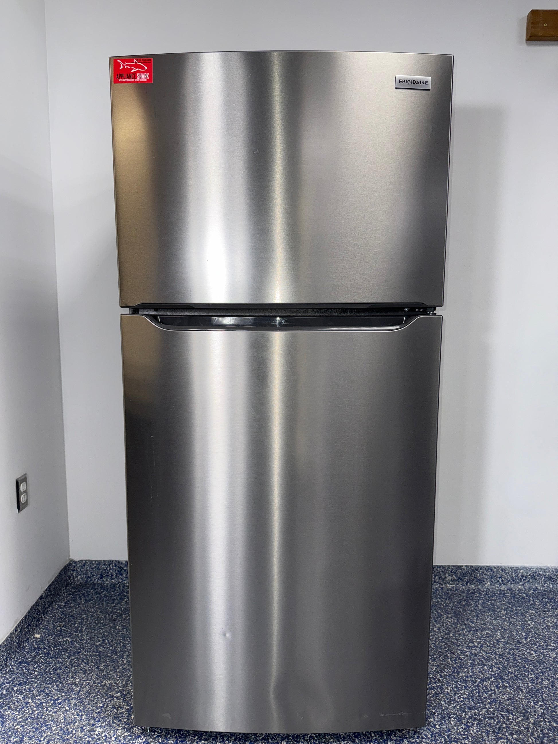 The FRIGIDAIRE LFTR1835VF refrigerator, a top-freezer model for a great deal in Kansas.