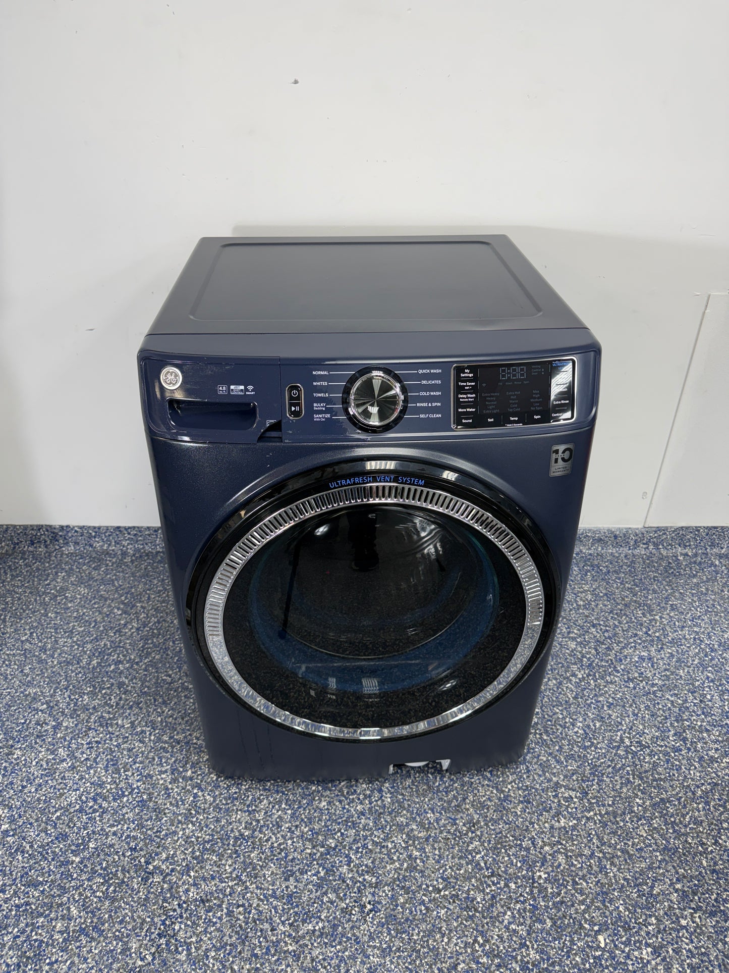 GE GFW550SPRRS front load washer front view in Overland Park Kansas City area