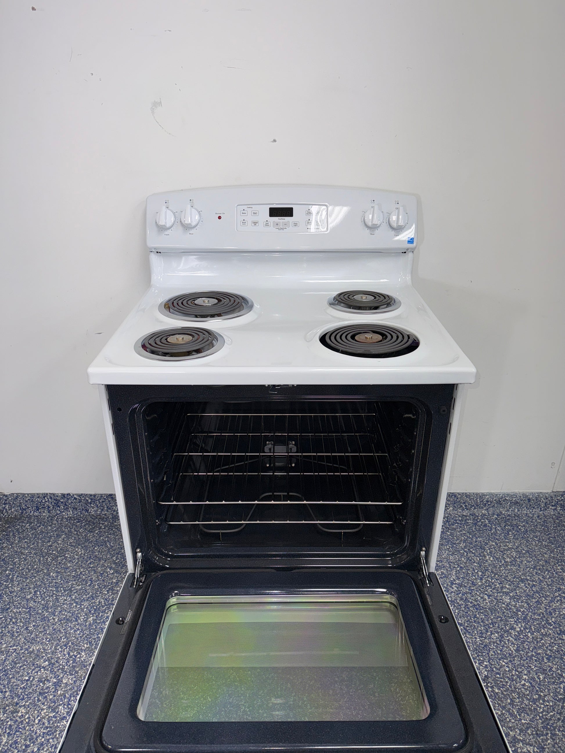 ge-jb256dm5ww2-cooktop-view-overland-park