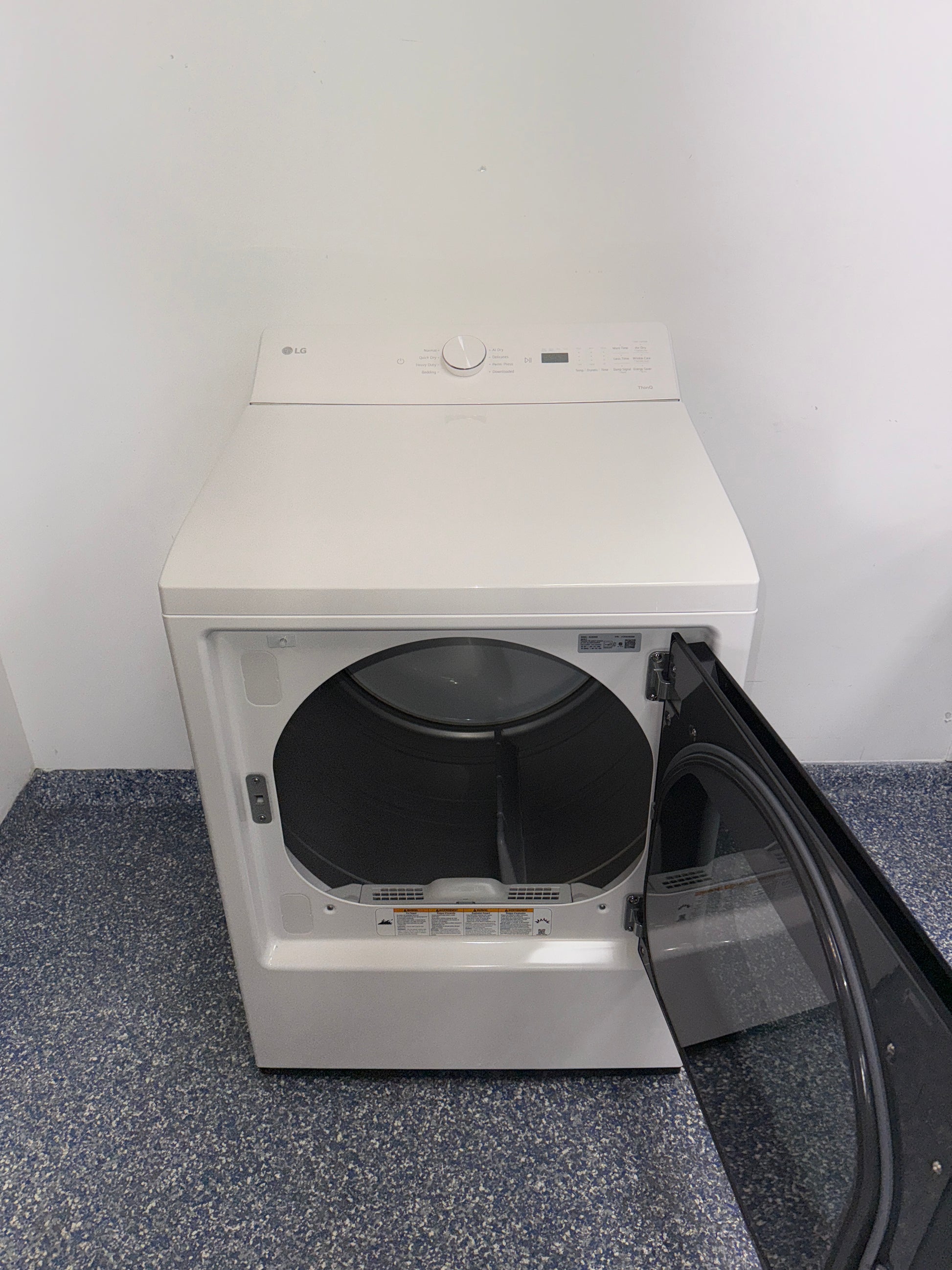 Control panel of the LG DLE8200W dryer in the Kansas City Metro area.