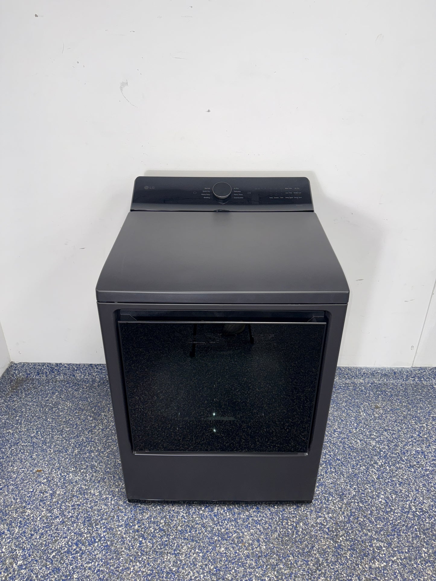 LG DLE8400BE electric dryer front view in Overland Park near Kansas City