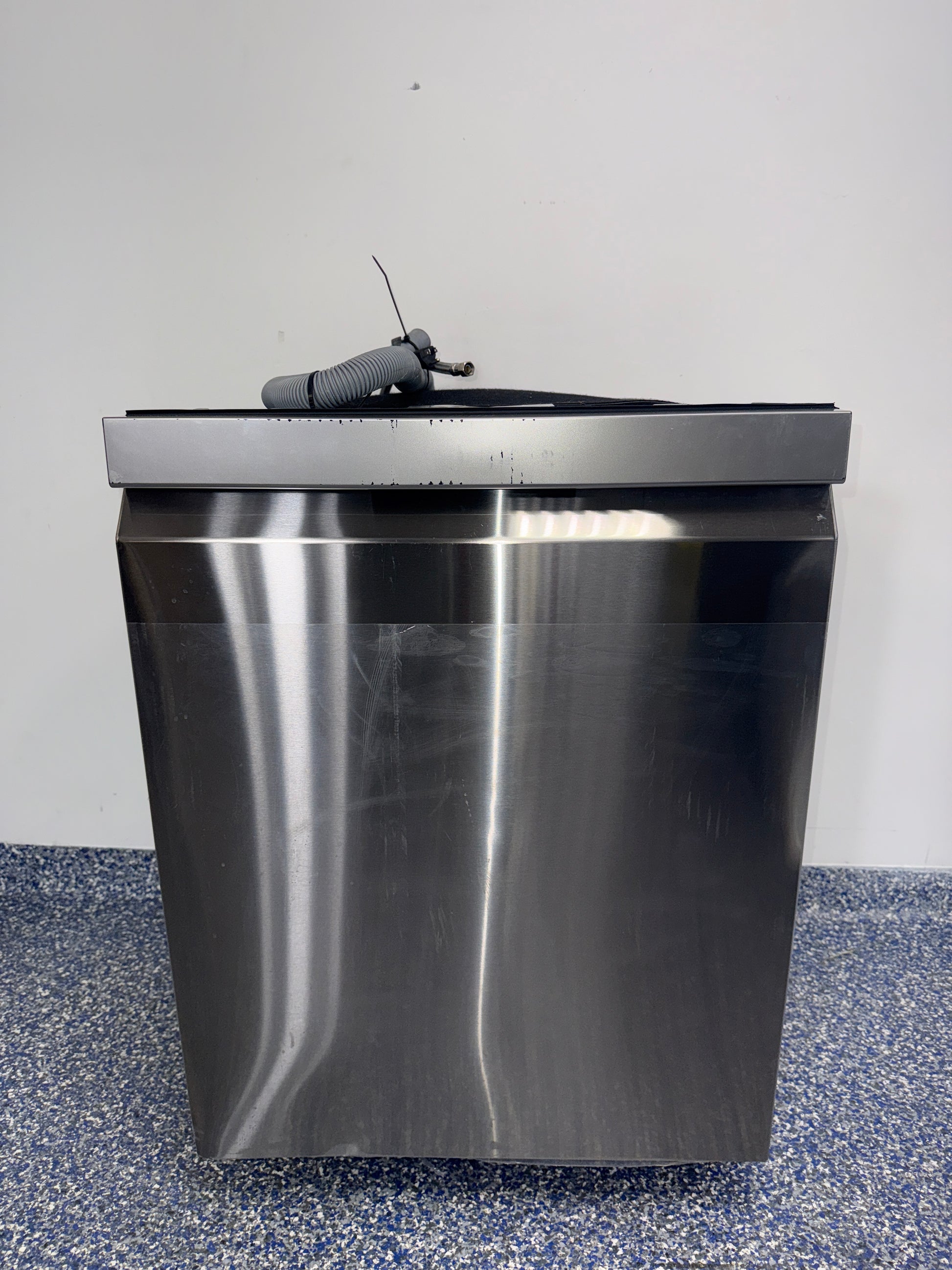 LG LDPH7972S front view PrintProof stainless dishwasher in Kansas City kitchen