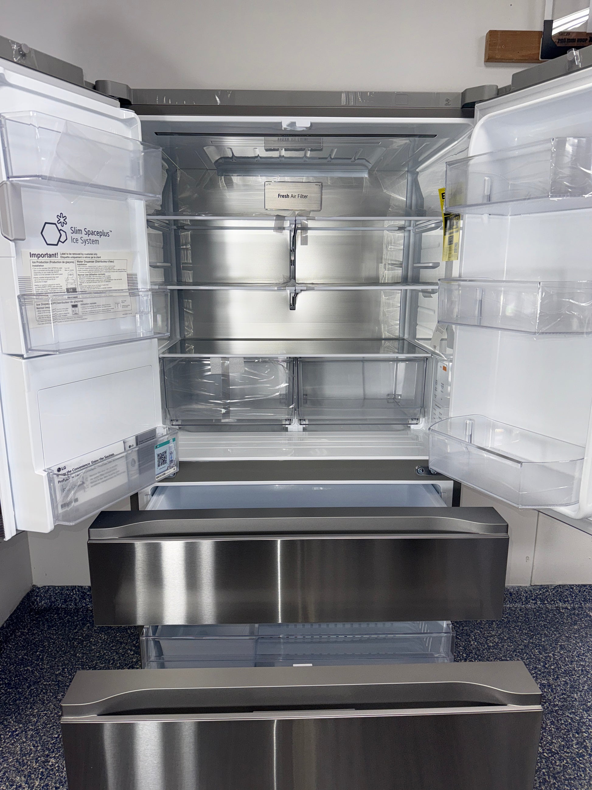 LG LF25G8330S Full-Convert Drawer™ interior view Kansas City home