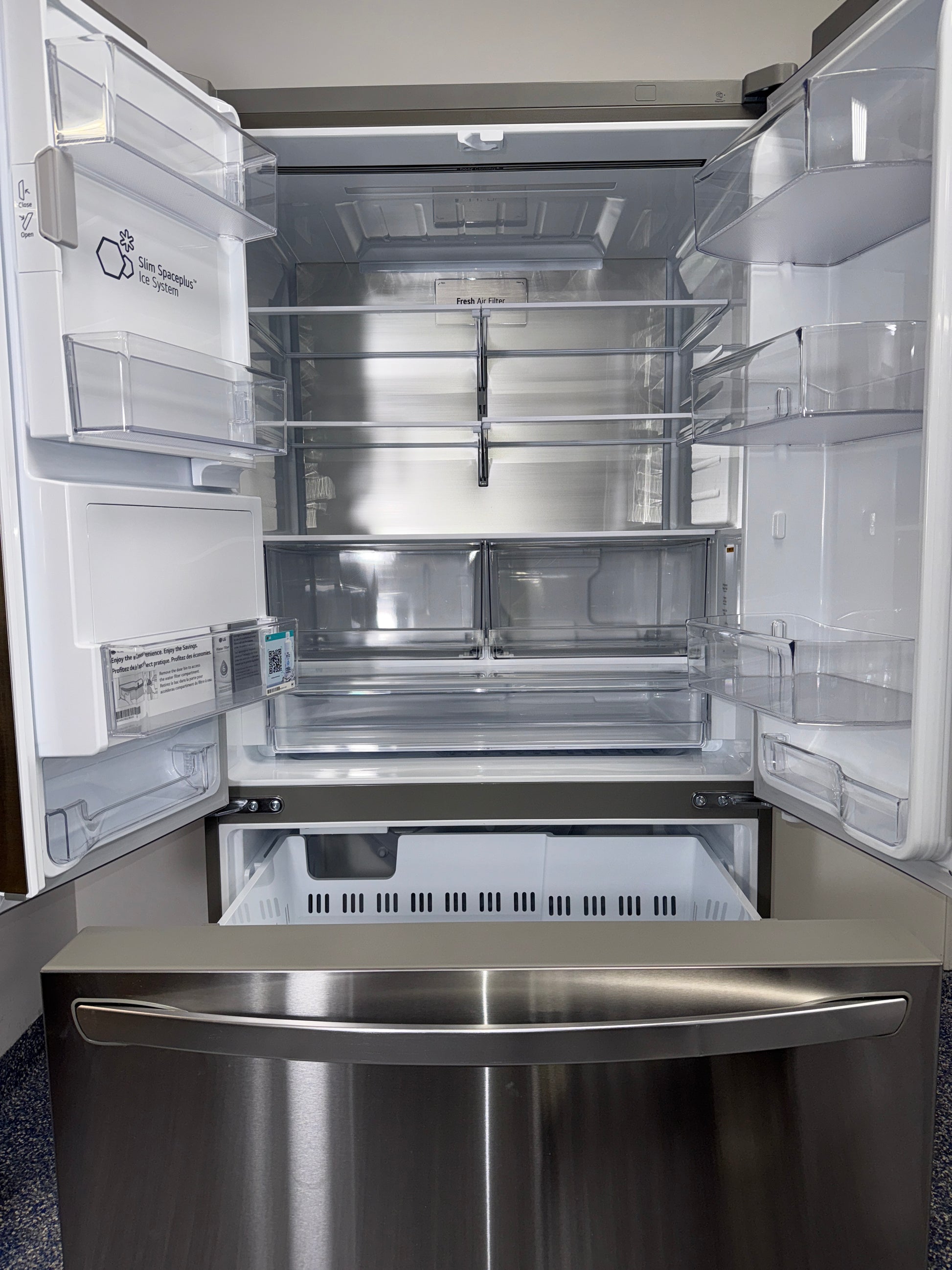 LG LRFXC2606S dual ice makers in freezer and door dispenser Kansas City home