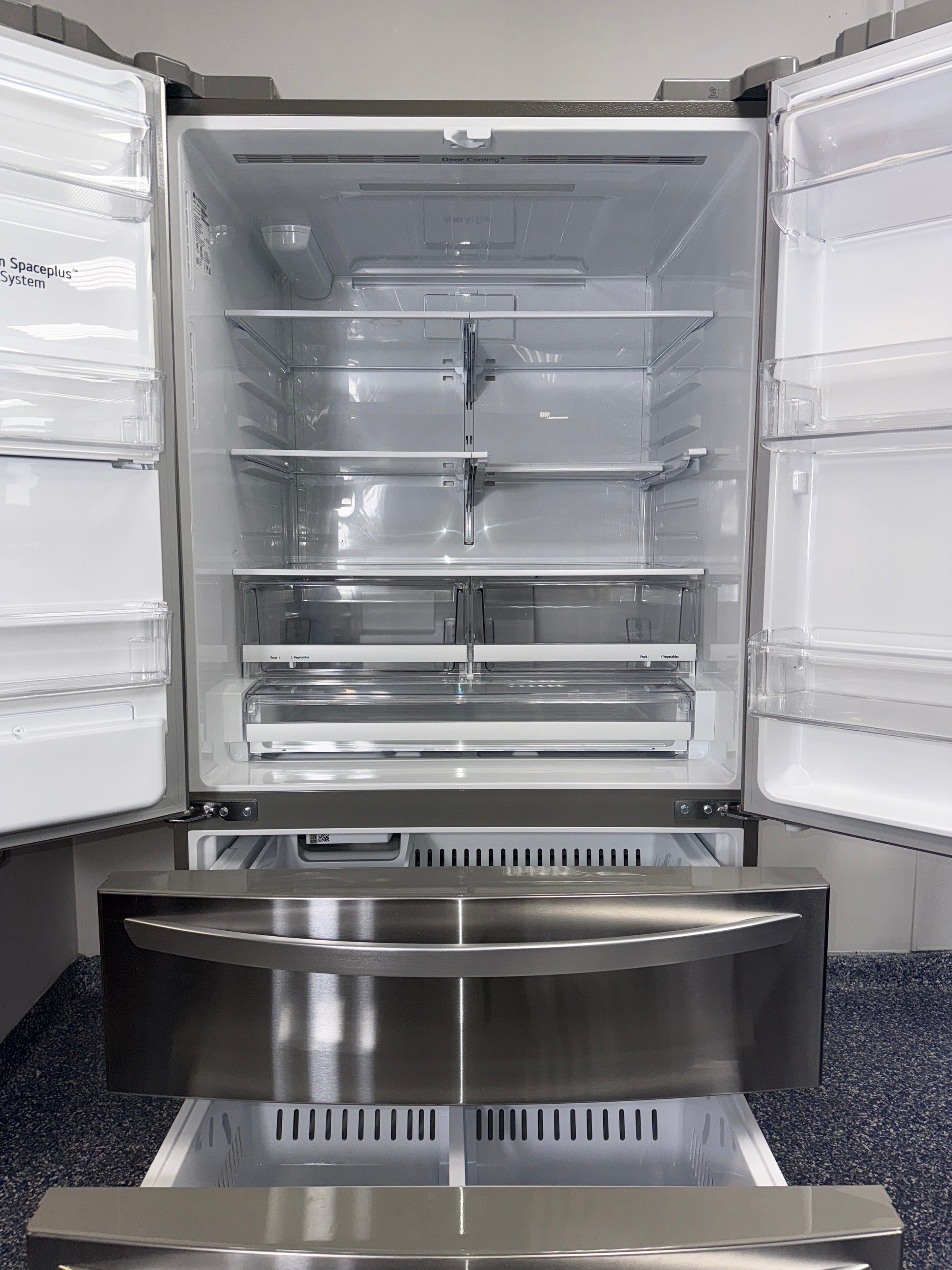 The LG LRMXS2806S refrigerator from the front, a French door model for a great deal in Kansas.