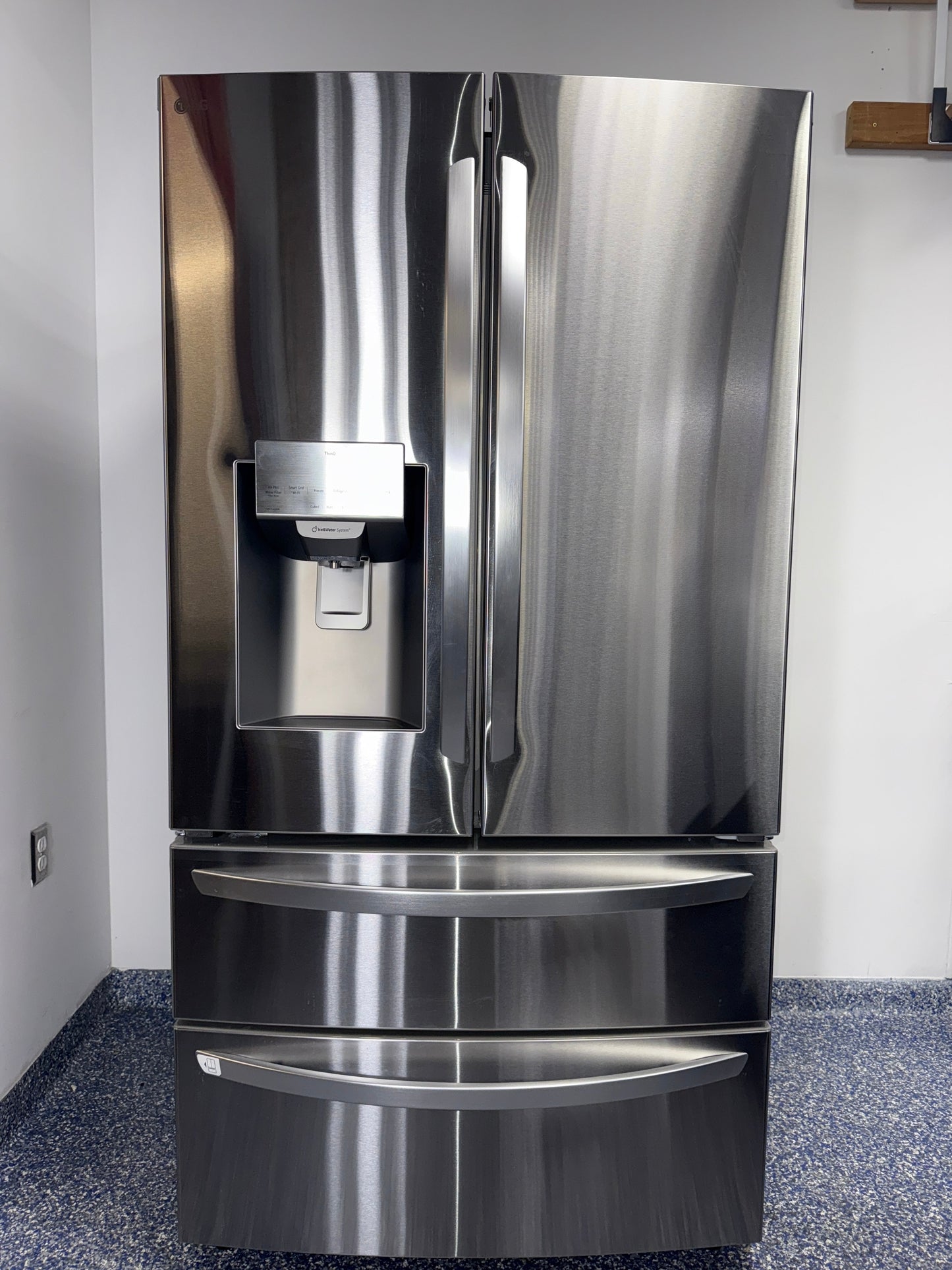 LG LRMXS2806S French door refrigerator front view in Overland Park Kansas City area