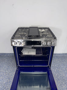 Cooktop burners on LG LSGL6335F gas range in an Overland Park kitchen.