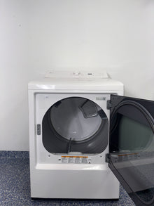A close-up view of the control panel on the LG DLE8200W dryer, showing its Sensor Dry Technology, an ideal appliance for homes in Overland Park, KS.