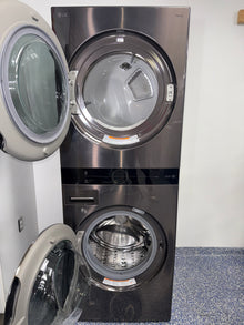 The LG single unit washer/dryer combo, model WKEX200HBA, highlighting its built-in AI intelligence, available at Appliance Shark.