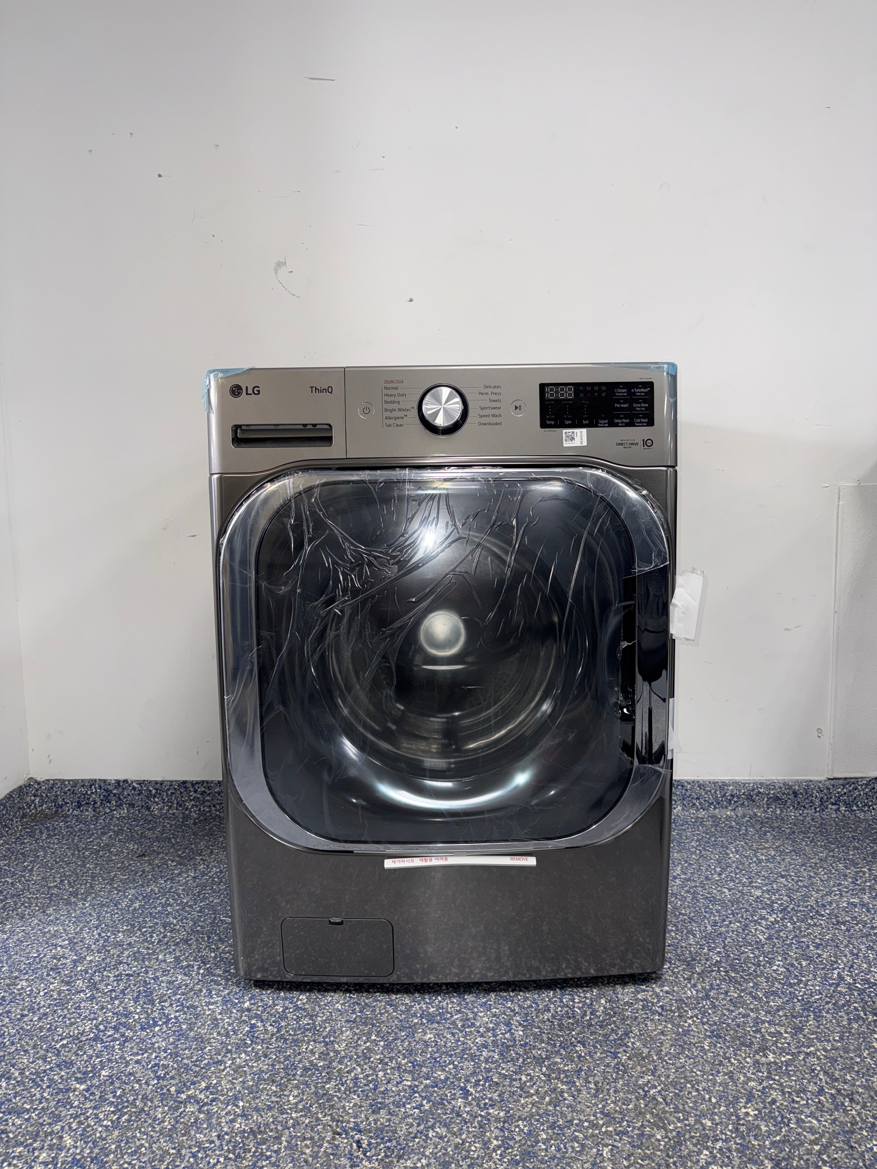 LG WM8980HVA front load washer front view in Overland Park Kansas City