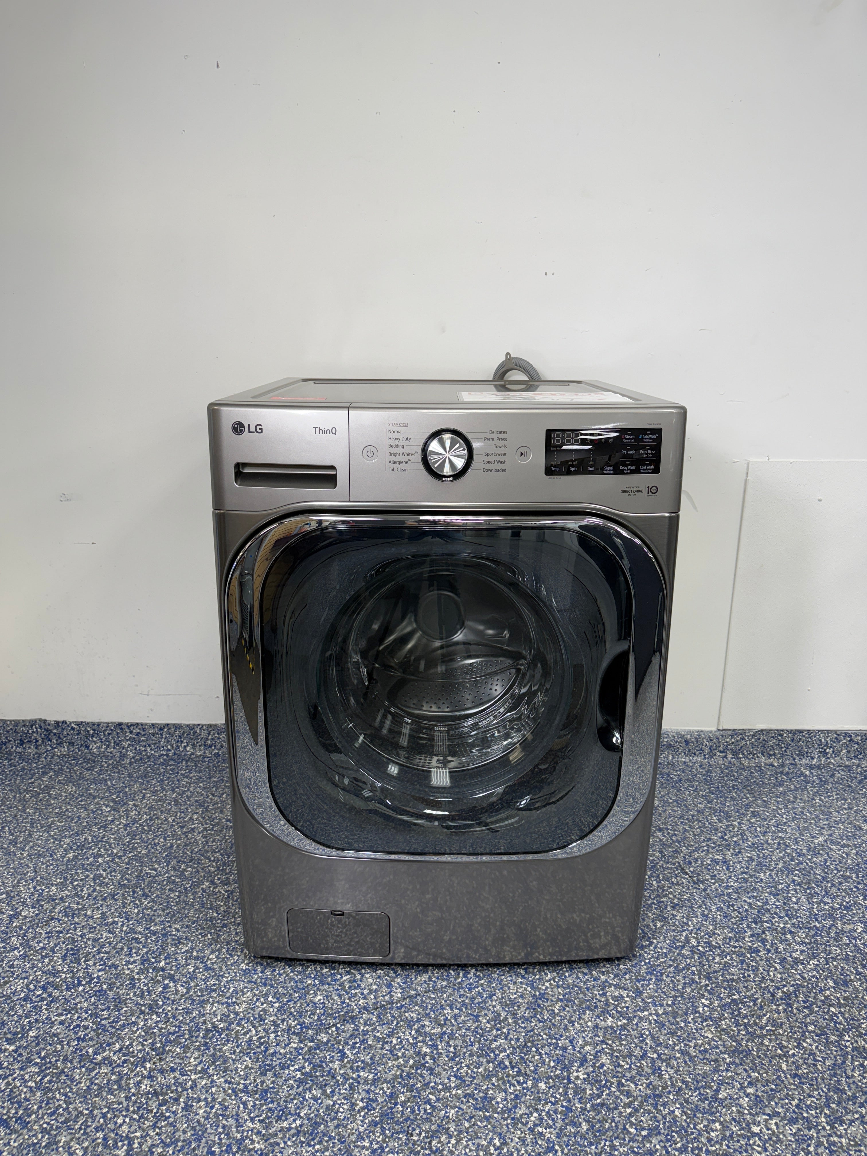 LG WM8980HVA 29-inch mega capacity front load washer in Overland Park Kansas City area