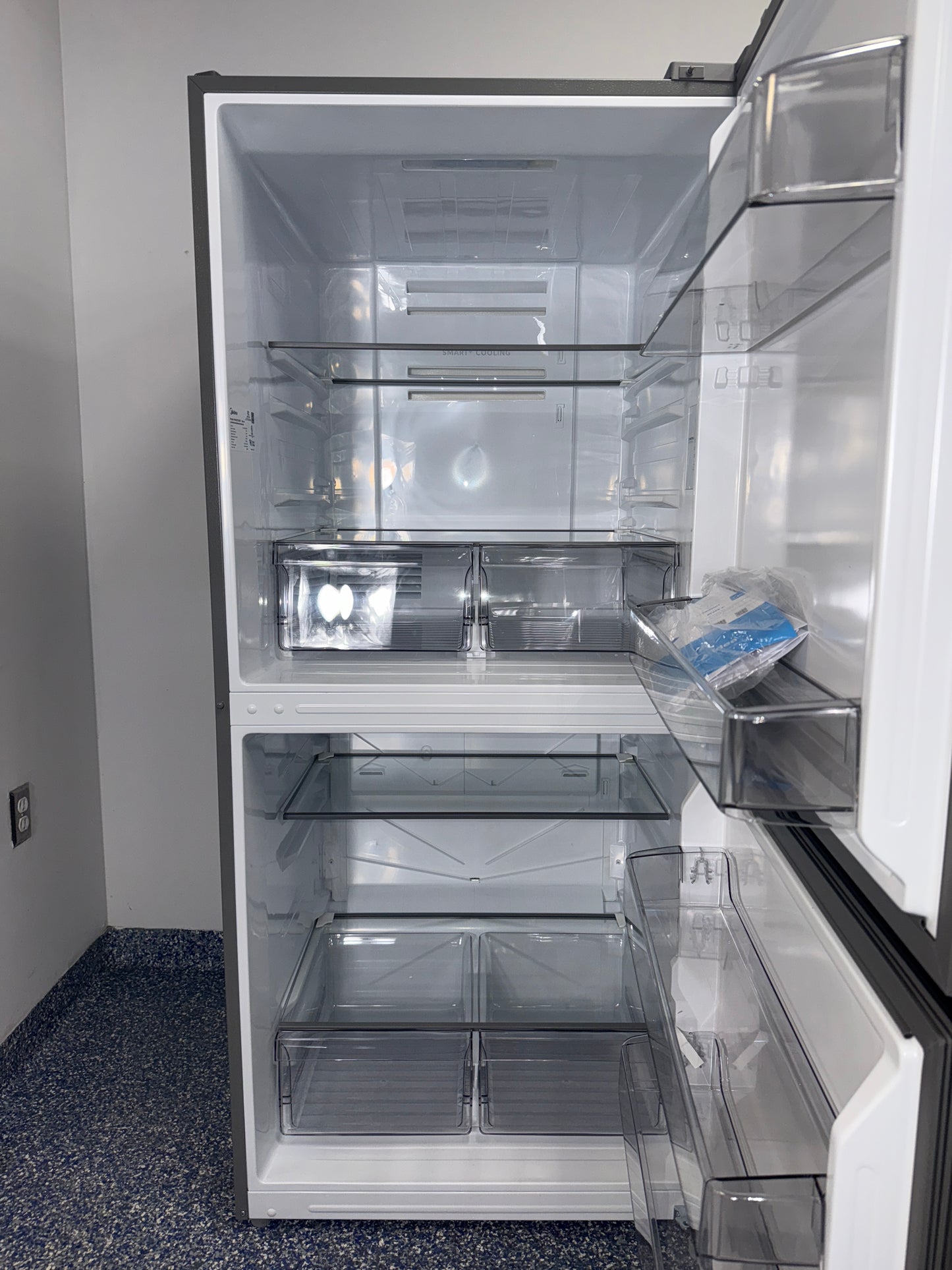 MIDEA MRU21C7BST showing 3-in-1 convertible mode Overland Park KS