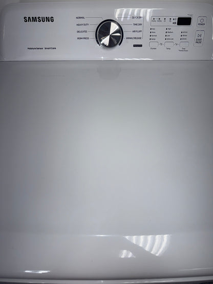 A close-up view of the control panel on the SAMSUNG DVE45T3200W dryer, showing its Lint Filter Indicator, an ideal appliance for homes in Overland Park, KS.