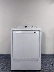 The SAMSUNG DVE45T3200W electric dryer from the front, highlighting its Sensor Dry feature and a great deal in Kansas.