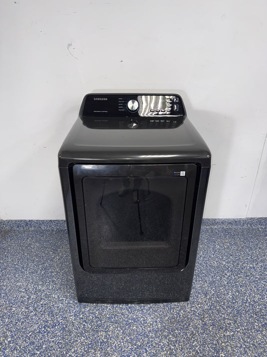 SAMSUNG DVE47CG3500V electric dryer front view in Overland Park near Kansas City