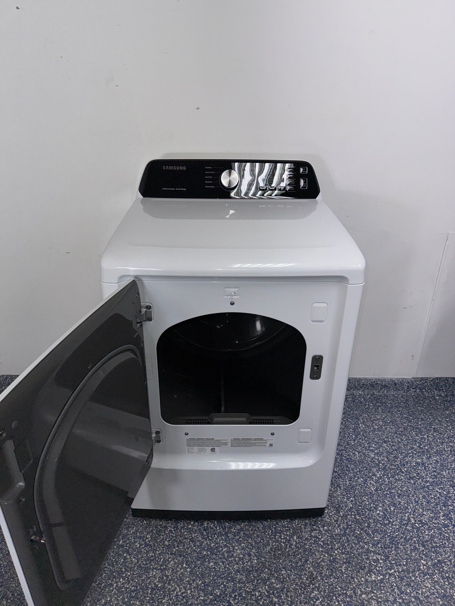 SAMSUNG DVE47CG3530WA electric dryer angled view in Overland Park Kansas City