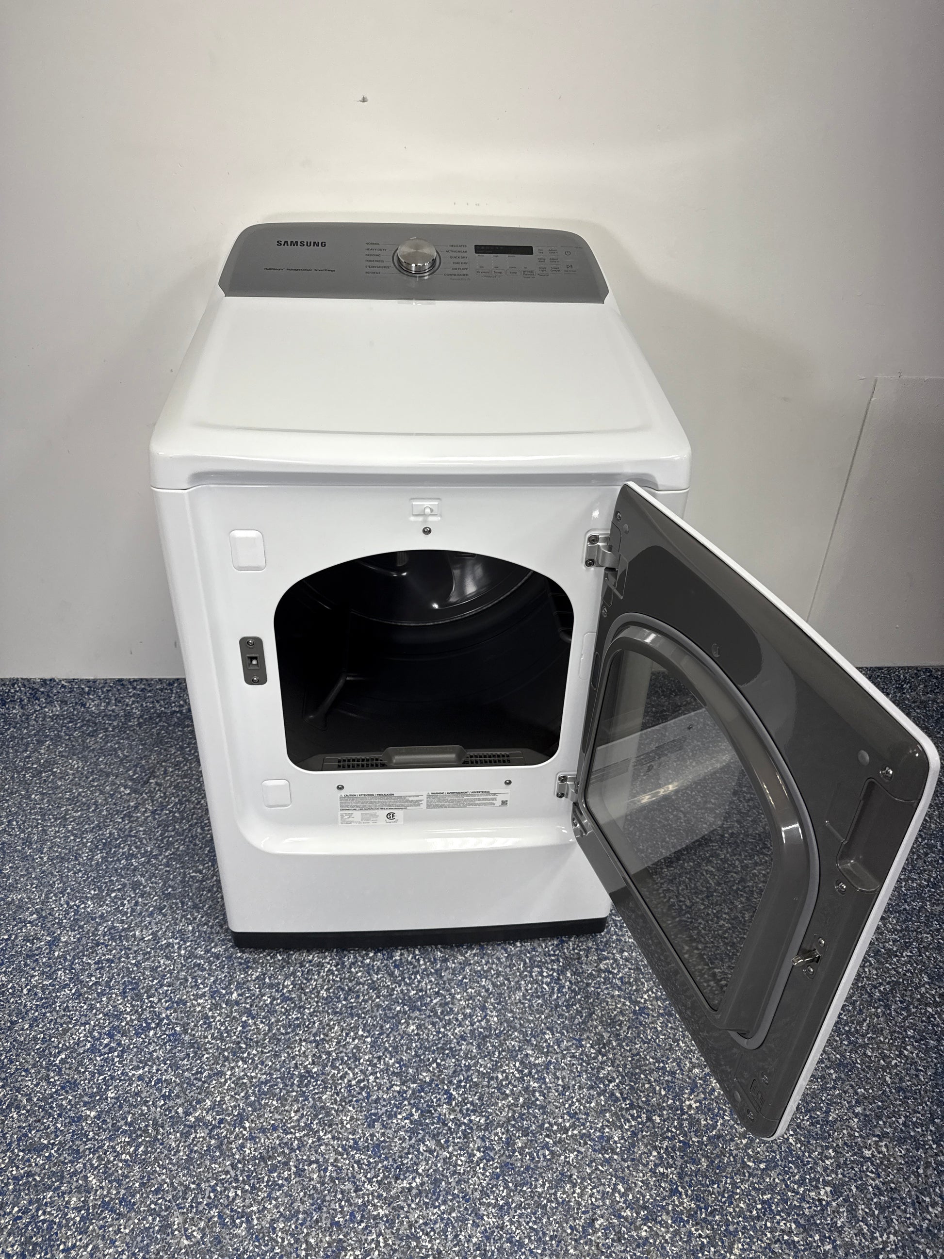 SAMSUNG DVE52A5500W WiFi SmartThings® connectivity and control interface Kansas City laundry room