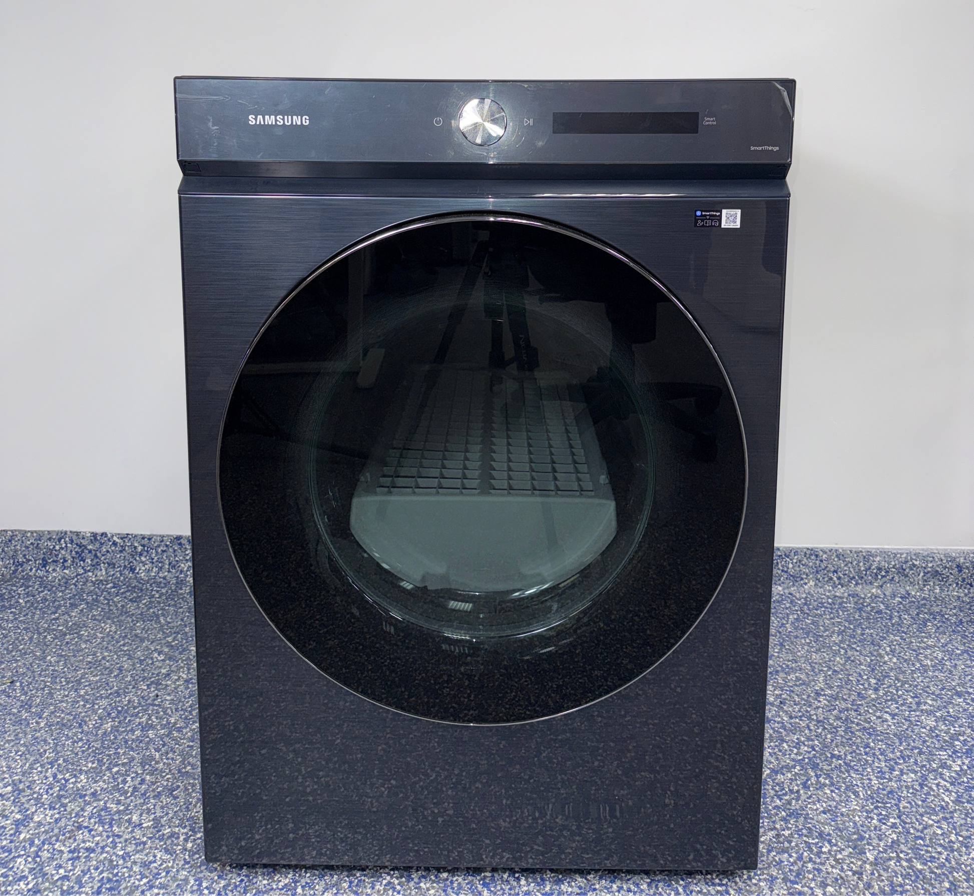 SAMSUNG DVE53BB8900D Bespoke 7.6 cu. ft. smart electric dryer, scratch and dent special at Appliance Shark in Kansas City.