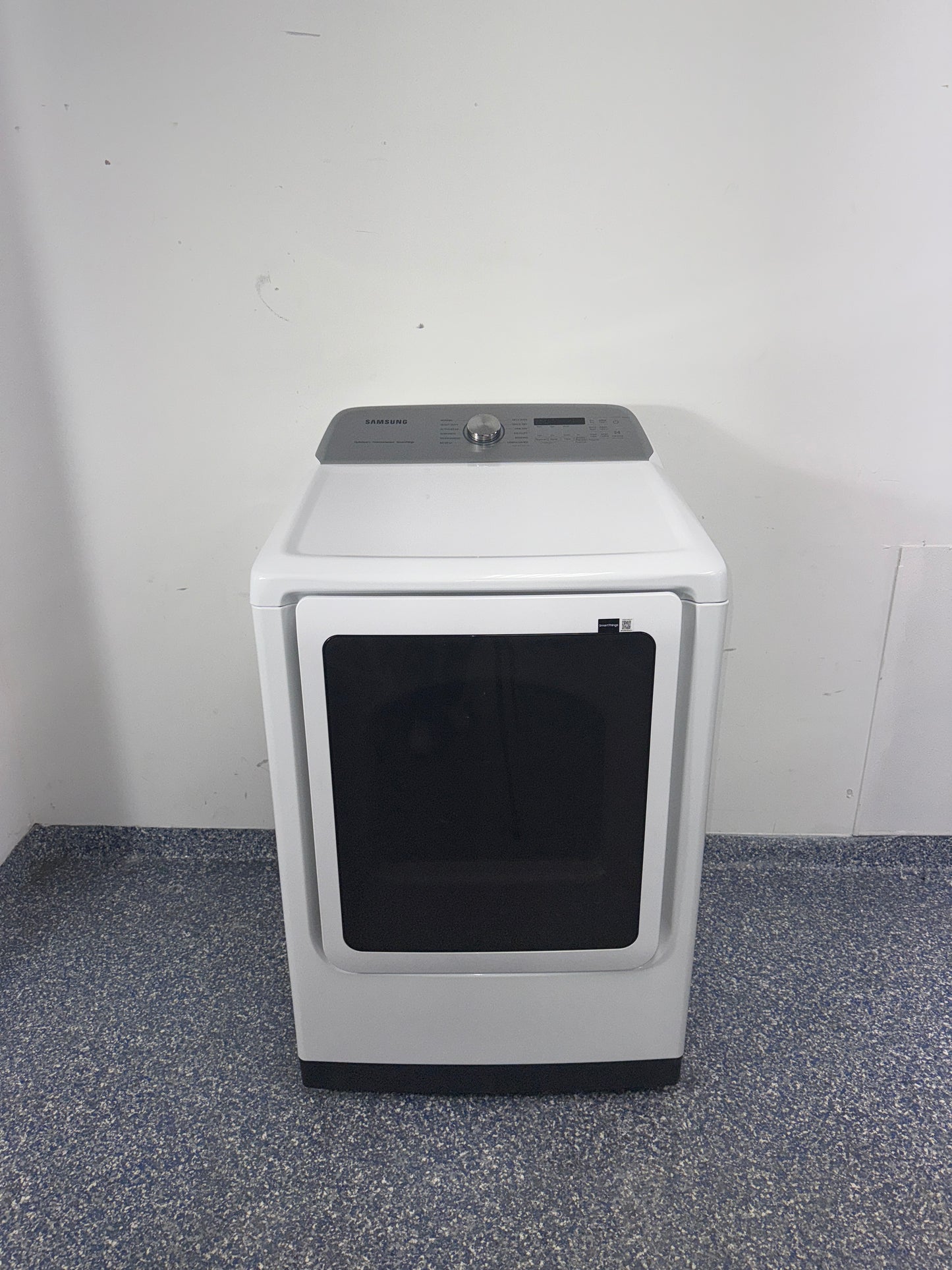 SAMSUNG DVE55CG7100W electric dryer front view in Overland Park Kansas City