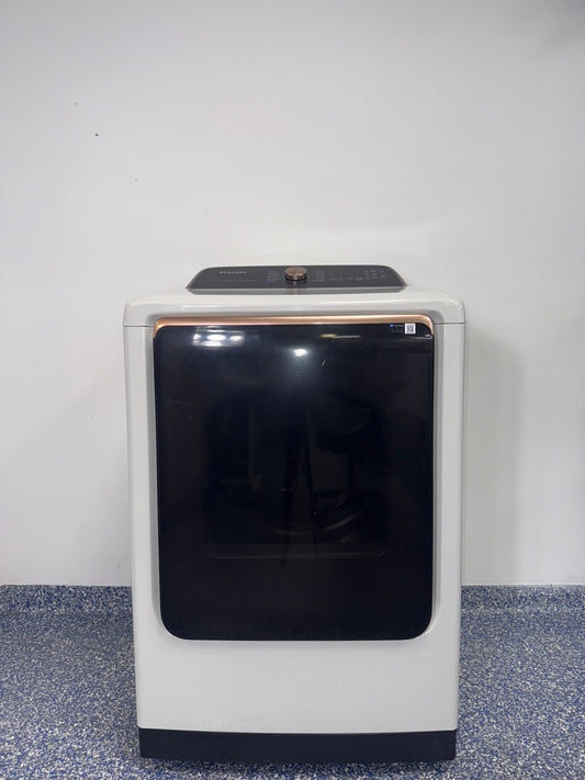 The SAMSUNG DVG55CG7500E gas dryer from the front, highlighting its Super Speed Dry feature and a great deal in Kansas.