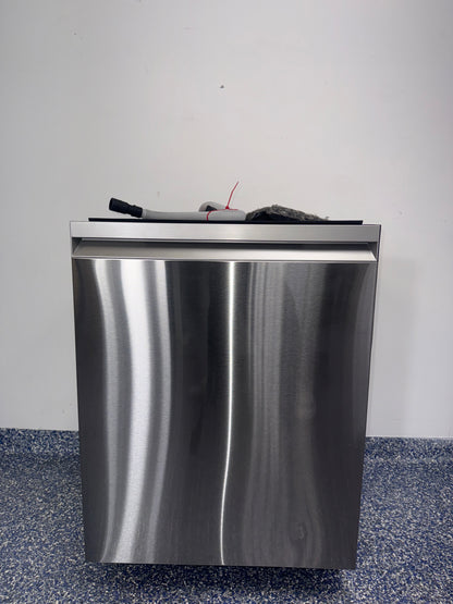 Front view of the SAMSUNG DW80B7070US 24-inch smart dishwasher in stainless steel, available in Overland Park, KS.