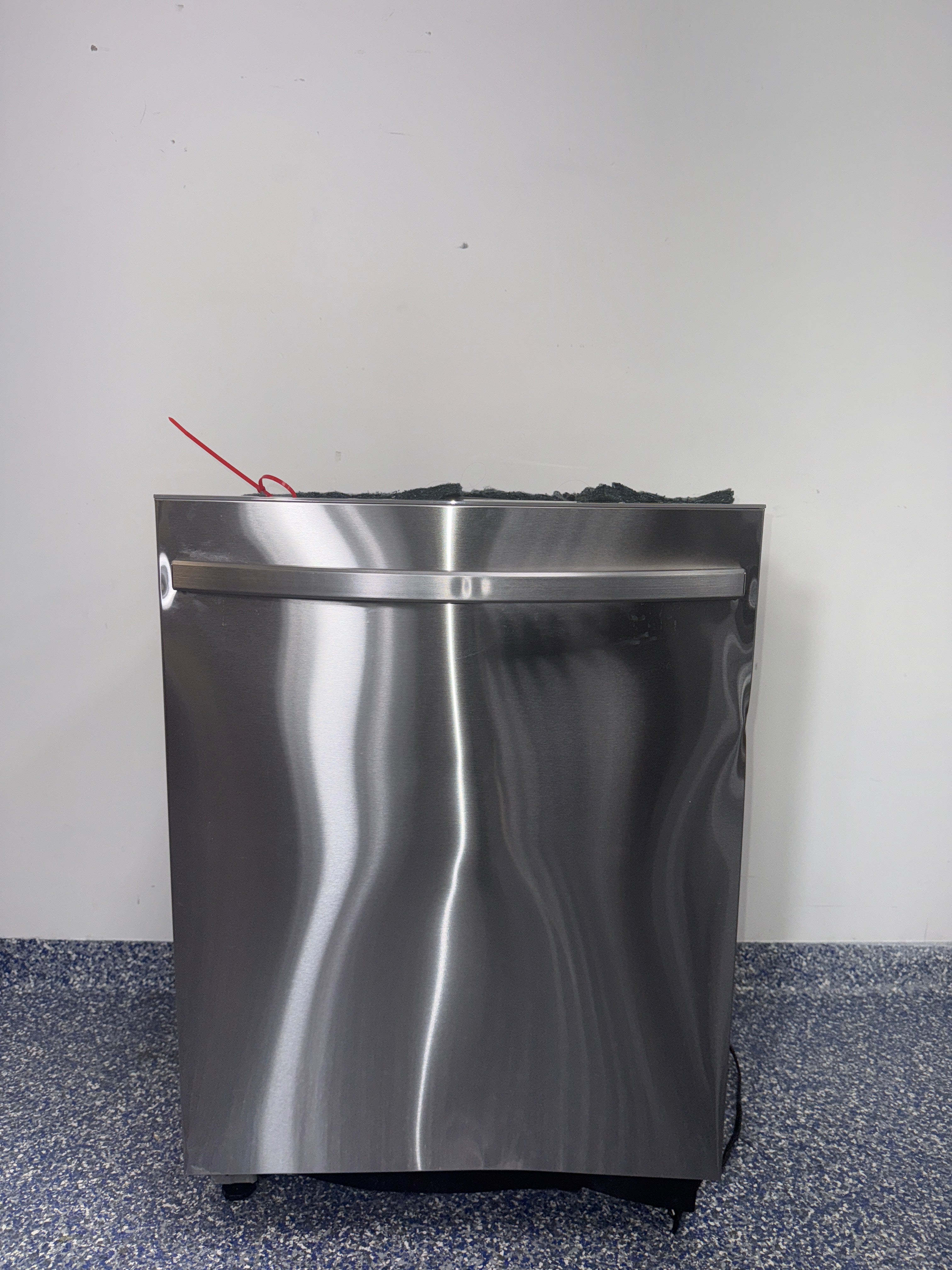 Samsung DW80CG4051SR dishwasher front view in fingerprint-resistant stainless, ideal for Kansas City kitchens.