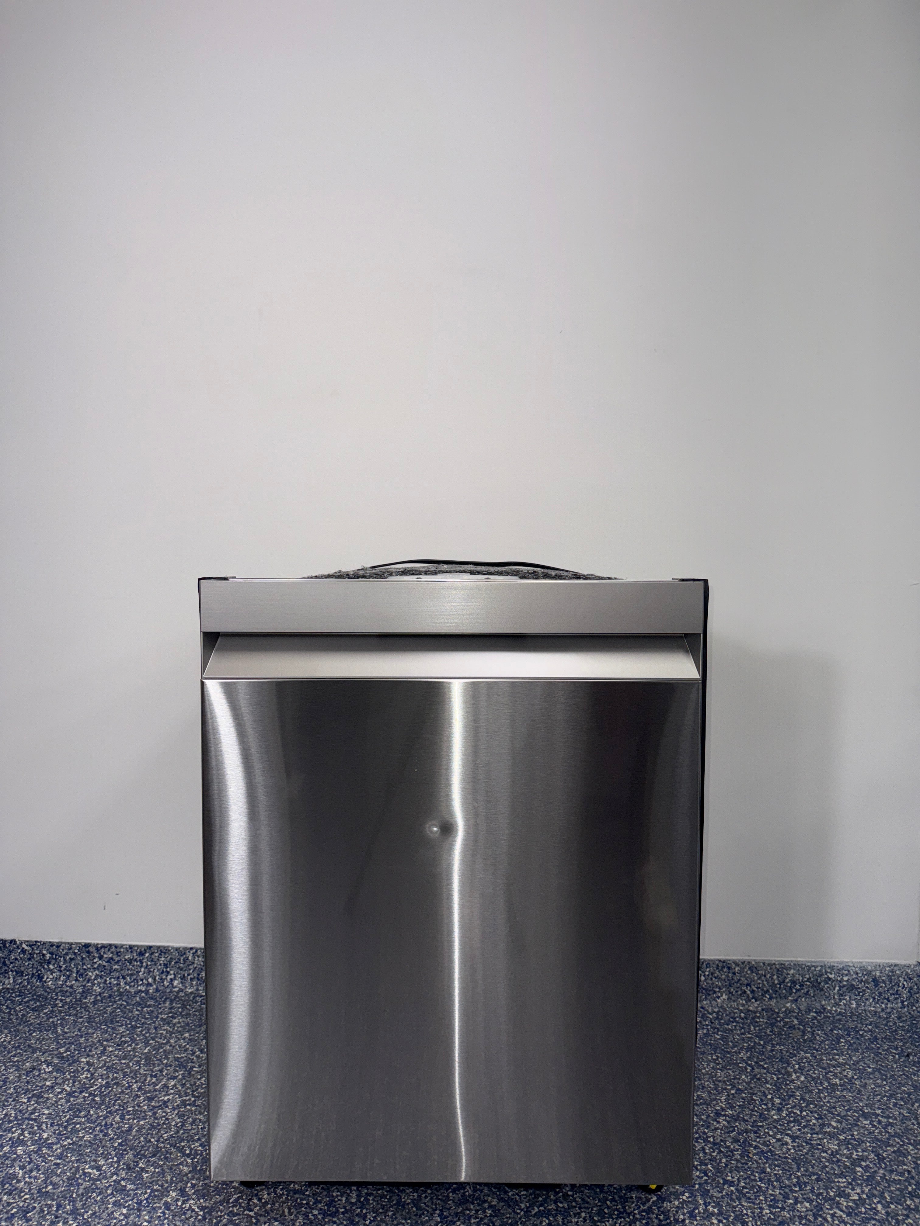Front view of the SAMSUNG DW80CG5450SR dishwasher, highlighting the powerful StormWash+ system and a great deal in Kansas.