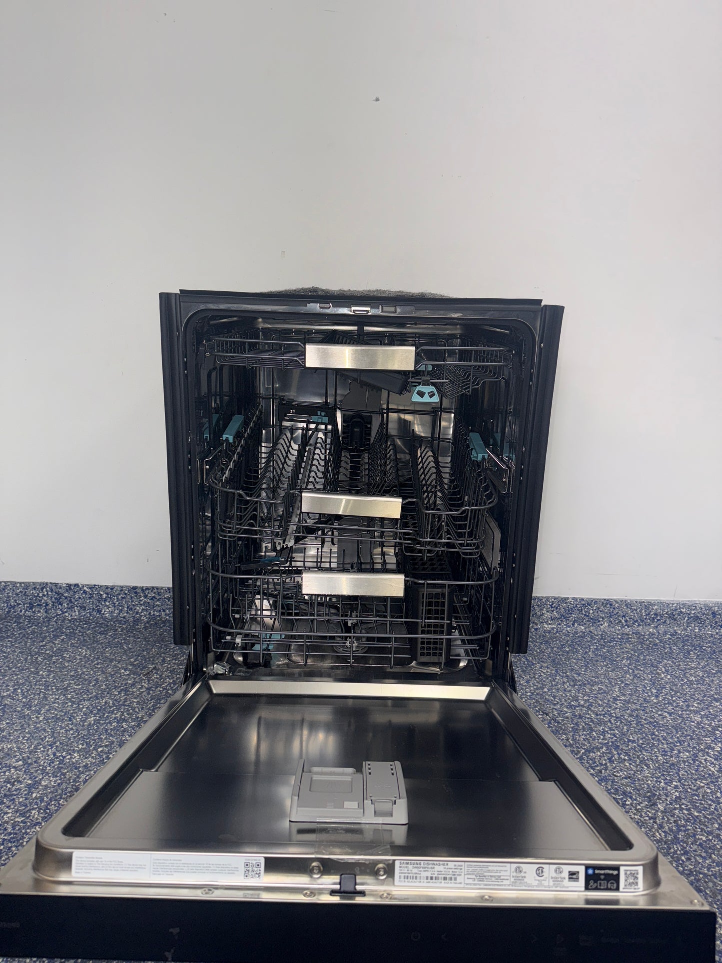 SAMSUNG DW90F89P0USR 3rd rack washing system interior detail Kansas City home