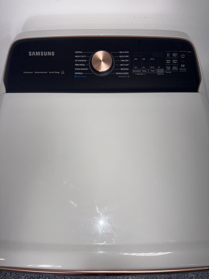The SAMSUNG gas dryer, model DVG55CG7500E, featuring the Smart Dial, available at Appliance Shark.