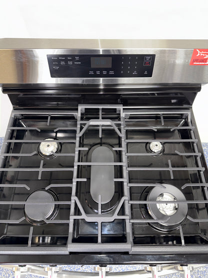 17K BTU Power Burner on the SAMSUNG NX60A6511SS gas range, discounted at Appliance Shark in Kansas City.