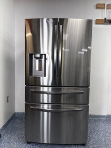 SAMSUNG RF28R7201SR French Door refrigerator in stainless steel, available at Appliance Shark as the best scratch and dent refrigerator deal in Kansas City.