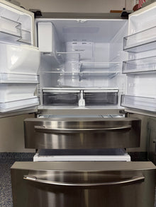 A close-up view of the interior of the Samsung RF28R7201SR refrigerator, highlighting the Twin Cooling Plus system and high-efficiency LED lighting. On sale at Appliance Shark - Scratch & Dent store | Kansas City.