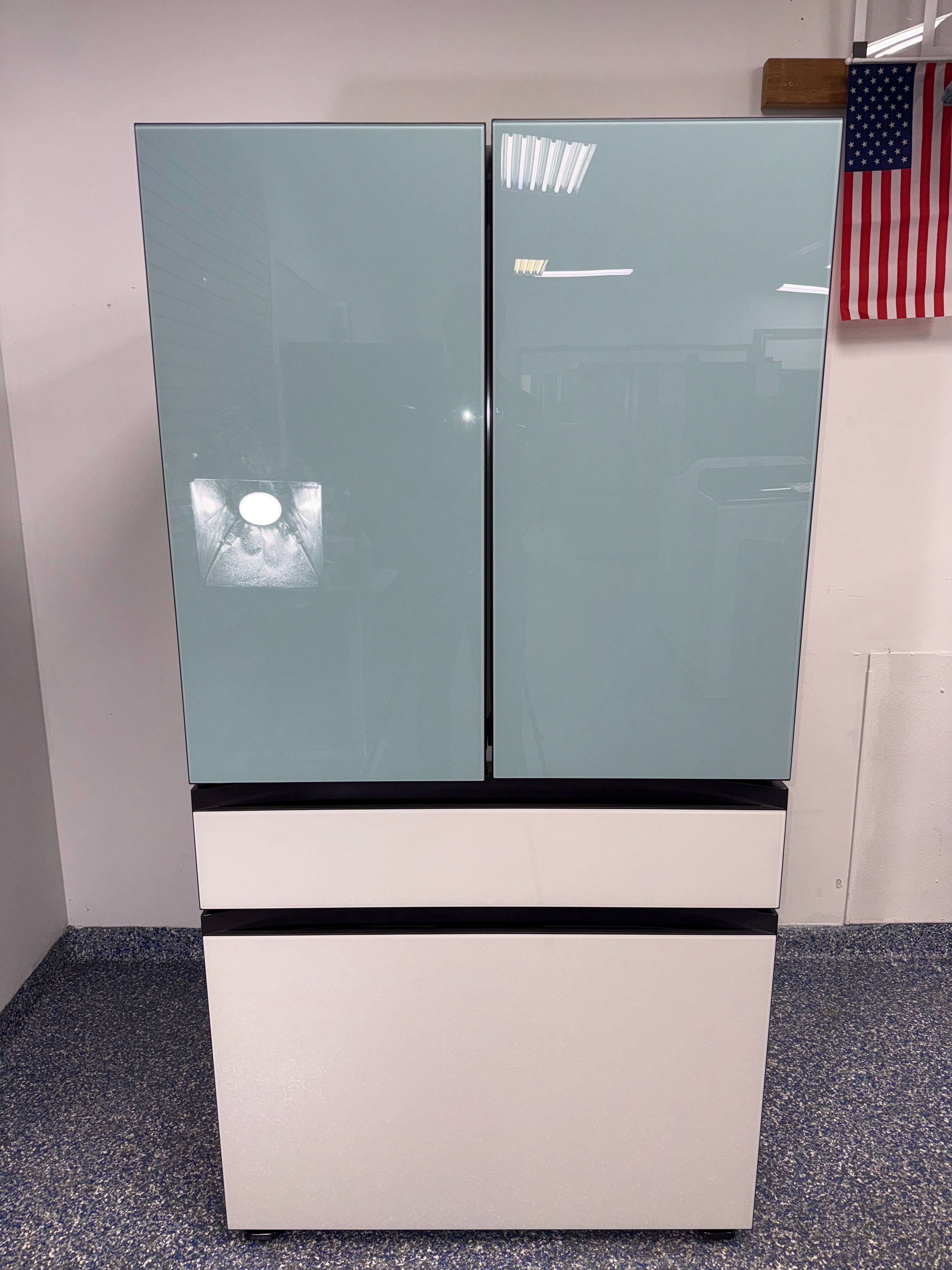 Front view of the SAMSUNG RF29BB86004MAA French door refrigerator available in Overland Park near Kansas City.