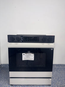 A close-up view of the Smart Dial and control panel on the SAMSUNG electric range, an ideal appliance for homes in Overland Park, KS.