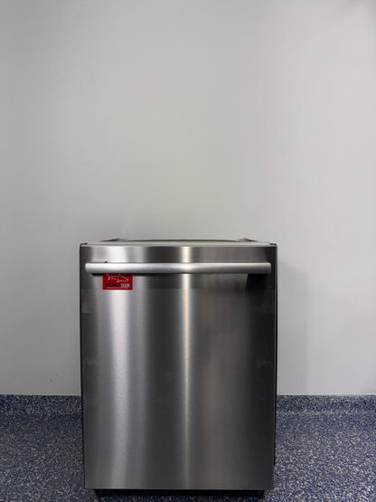 BOSCH SHX78CC5UC 800 Series stainless steel dishwasher scratch and dent special at Appliance Shark in Kansas City.