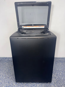 Detail of the 2-in-1 removable agitator on the WHIRLPOOL WTW6157PB1, shown for Kansas City laundering.